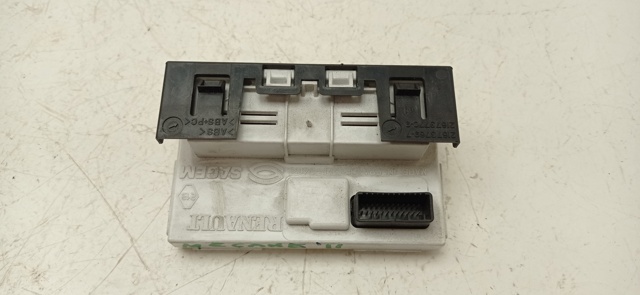 8200350498 RENAULT Дисплей многофункциональный купить в Ровно