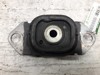 Coxim (suporte) esquerdo de motor 8200352861 NISSAN