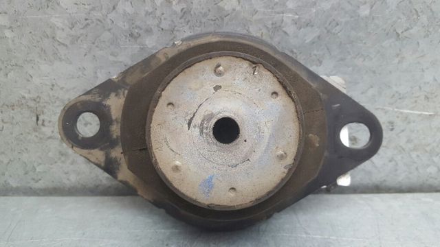 RENAULT 8200357462 Левая подушка двигателя в наличии Житомир