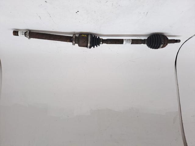 Semieixo (acionador) dianteiro direito 8200362064 RENAULT