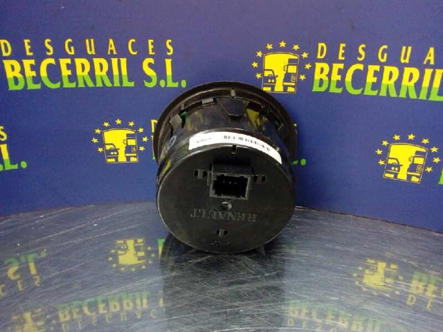 Unidade de controlo dos modos de aquecimento/condicionamento Renault Espace 4 JK0