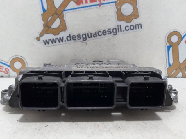 RENAULT 8200370779 Блок управления двигателем в наличии Львов