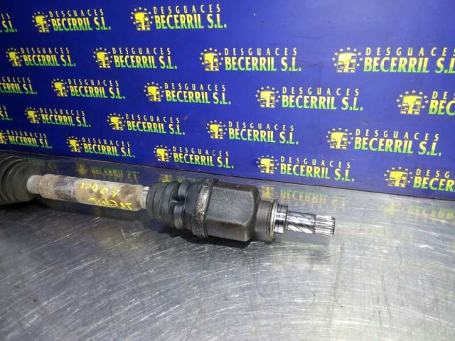 8200375537 RENAULT Левая полуось купить в Киев