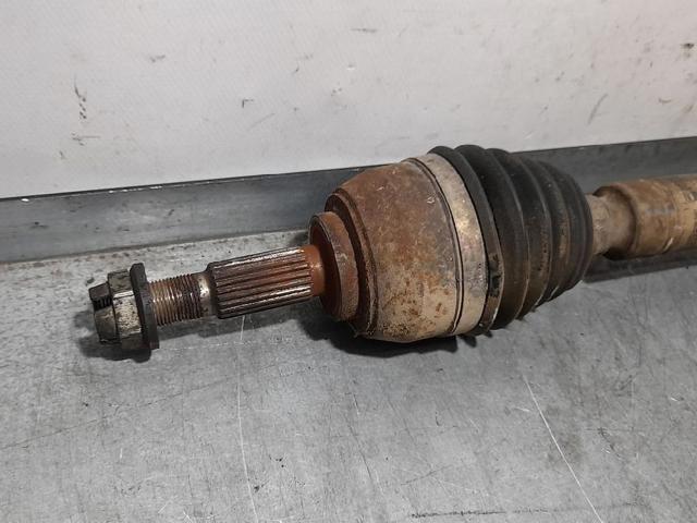 RENAULT 8200379235 Правая полуось в наличии Чернигов