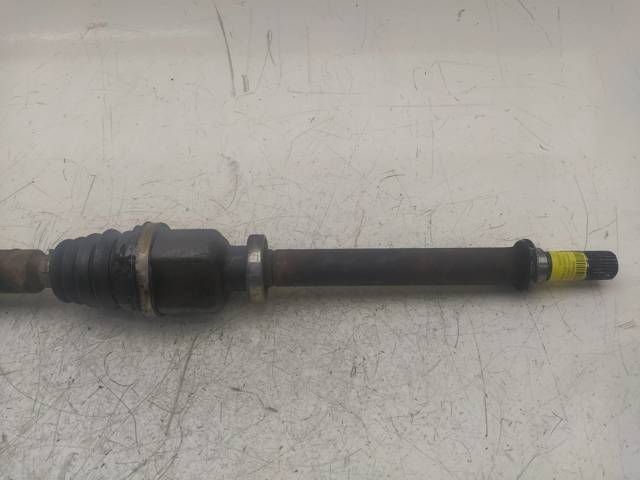 8200379235 RENAULT Правая полуось купить в Хмельницкий