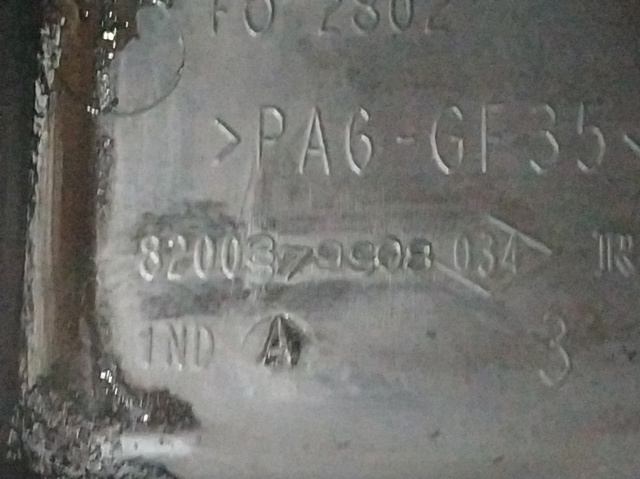 Tampa de válvulas 8200379908 RENAULT