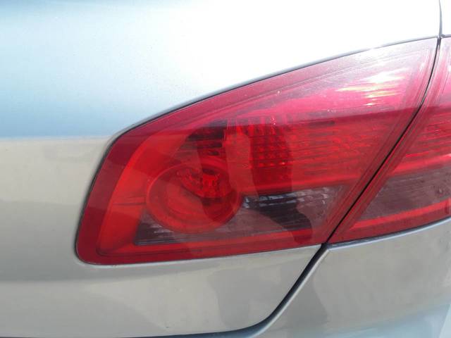 Lanterna traseira direita interna 8200384034 Renault (RVI)