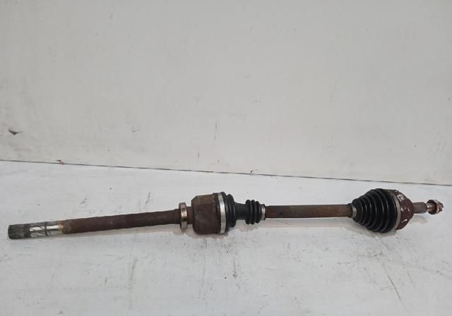 RENAULT 8200387424 Полуось (привод) передняя правая в наличии Николаев