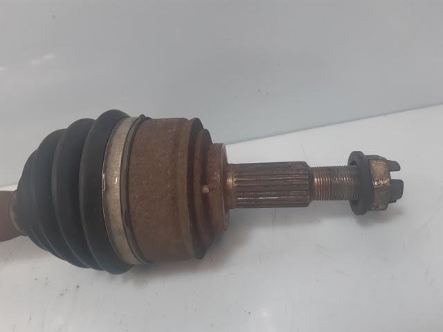 RENAULT 8200387443 Полуось (привод) передняя правая в наличии Киев