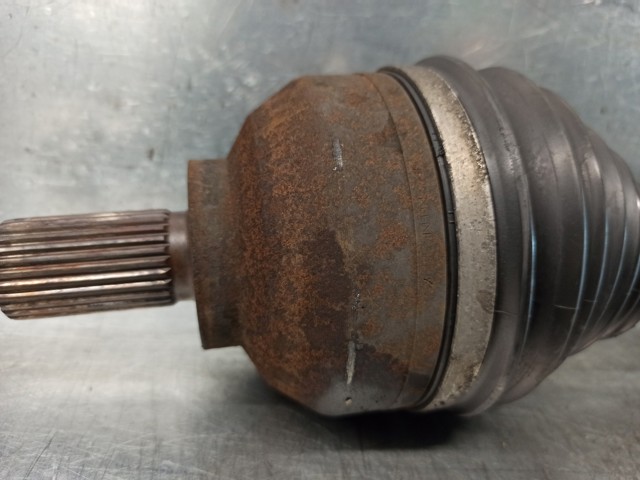 RENAULT 8200387550 Полуось (привод) передняя левая в наличии Черкассы