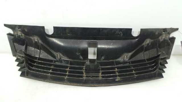 8200390126 RENAULT Решетка радиатора купить в Тернополь