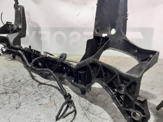 8200393685 RENAULT Суппорт радиатора в сборе (монтажная панель крепления фар) купить в Павлоград