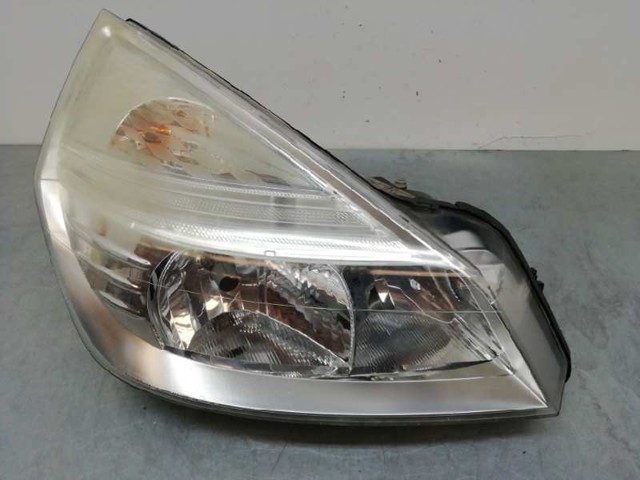 RENAULT 8200394704 Правая фара в наличии Ровно
