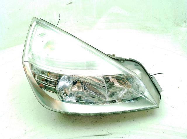 8200394704 RENAULT Правая фара купить в Тернополь