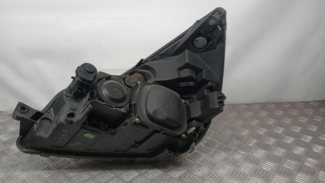 RENAULT 8200394707 Правая фара в наличии Каменское