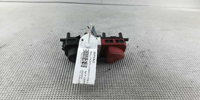 RENAULT 8200407415 Кнопка включения аварийного сигнала в наличии Николаев