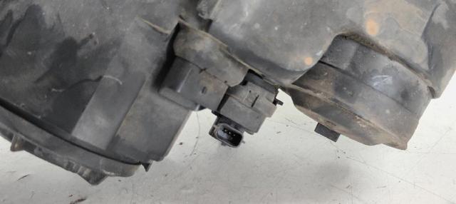 8200412742F RENAULT Правая фара купить в Чернигов