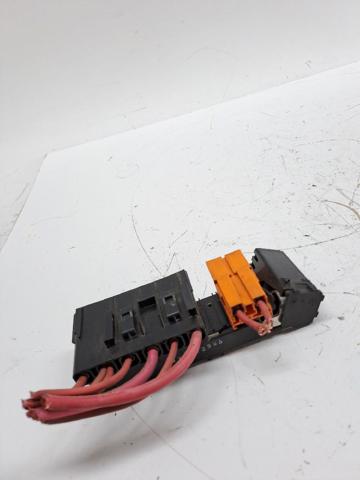 8200418790 RENAULT Корпус блока предохранителей купить в Николаев