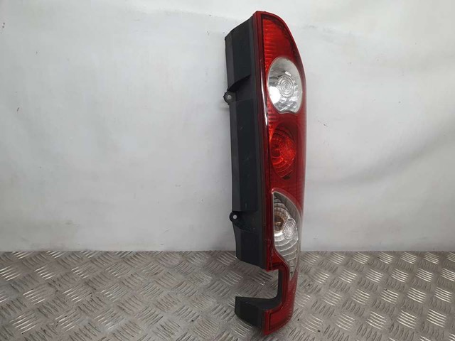 RENAULT 8200419949 Фонарь задний левый в наличии Полтава