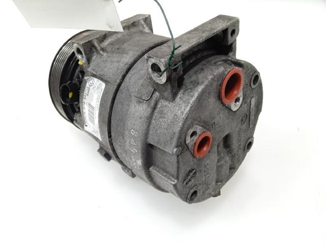 8200424250 RENAULT Компрессор кондиционера купить в Кривой Рог