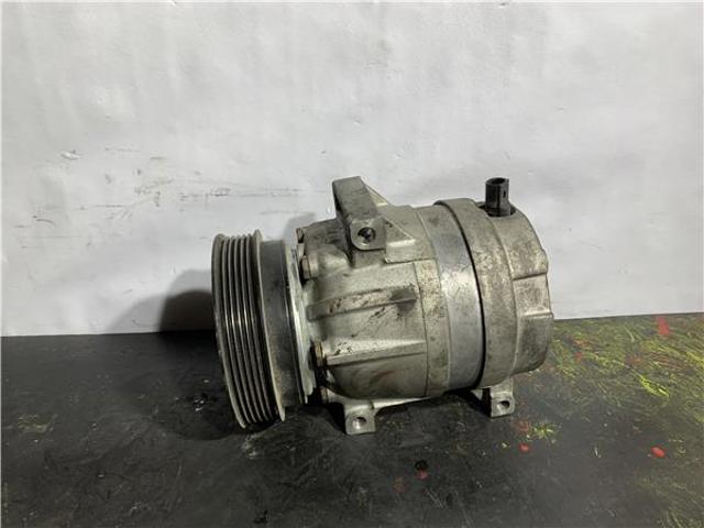 8200426136 RENAULT Компрессор кондиционера купить в Львов