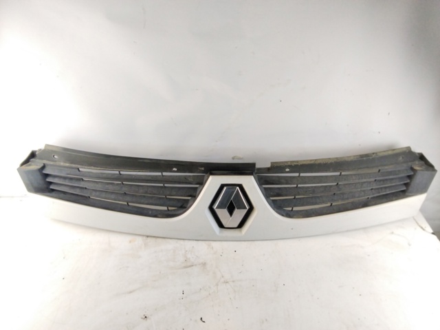 Grelha do radiador 8200426365 RENAULT