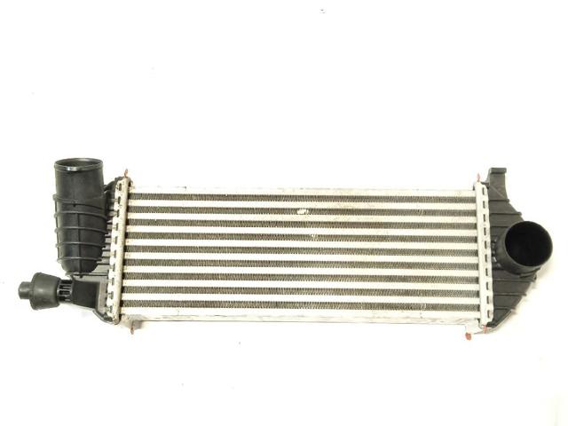 Radiador de intercooler 8200427469 RENAULT