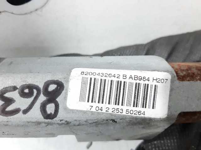 8200432642 RENAULT Шторка боковая, правая купить в Украина