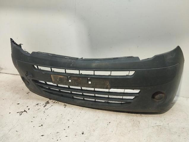 RENAULT 8200436678 Бампер передний в наличии Львов