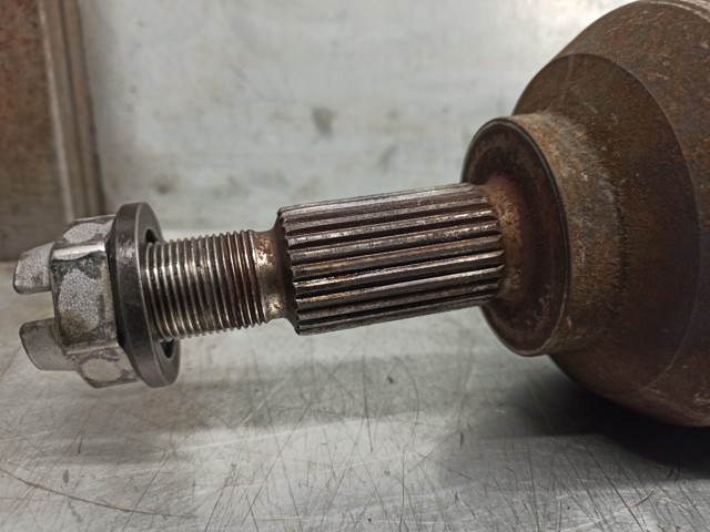 RENAULT 8200436849 Правая полуось в наличии Кривой Рог