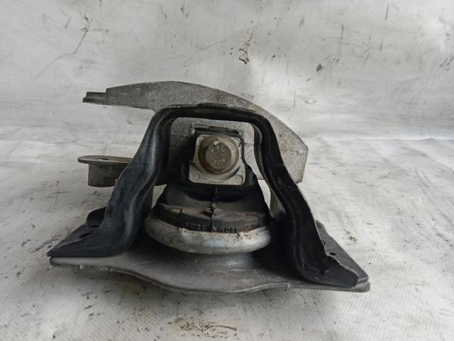 RENAULT 8200437465 в наличии Черновцы