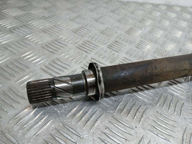 RENAULT 8200441340 Правая полуось в наличии Кривой Рог