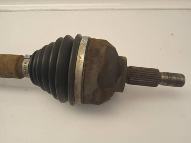 RENAULT 8200441361 Правая полуось в наличии Ирпень