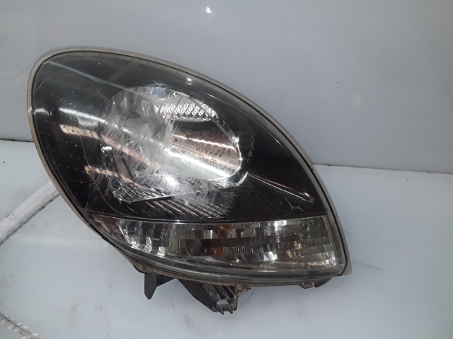 8200444260 RENAULT Правая фара купить в Хмельницкий