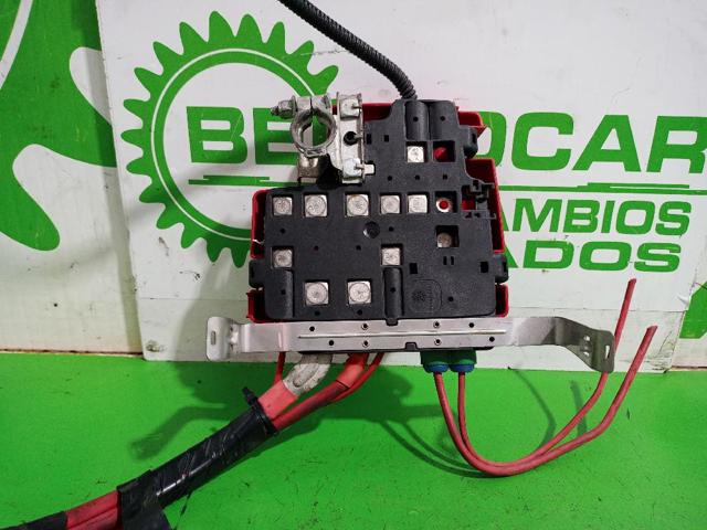 RENAULT 8200463743 Крышка клемы АКБ в наличии Каменское