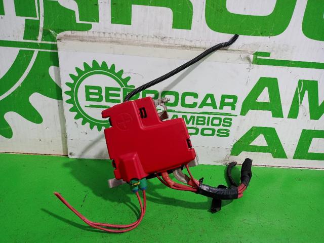 RENAULT 8200463743 Крышка клемы АКБ в наличии Хмельницкий