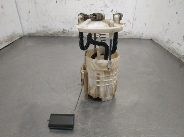 Sensor do nível de combustível no tanque Renault Laguna 2 BG0, BG1