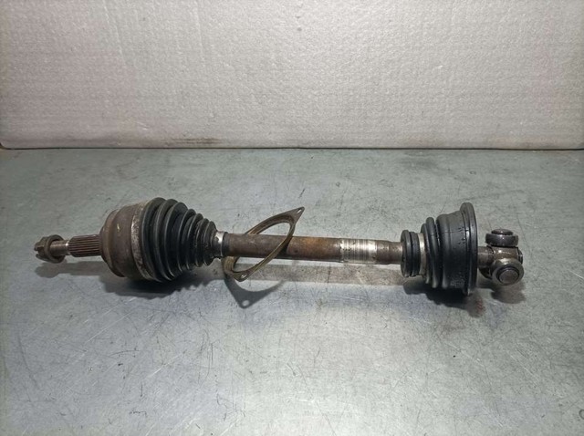 RENAULT 8200467679 Полуось (привод) передняя левая в наличии Полтава
