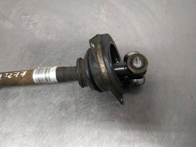 RENAULT 8200467679 Полуось (привод) передняя левая в наличии Кривой Рог