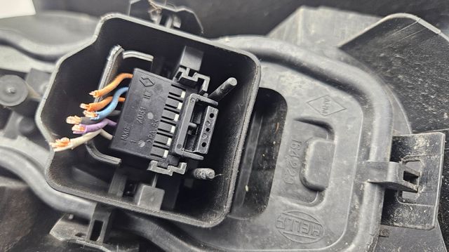 8200474328A RENAULT Фонарь задний левый купить в Харьков