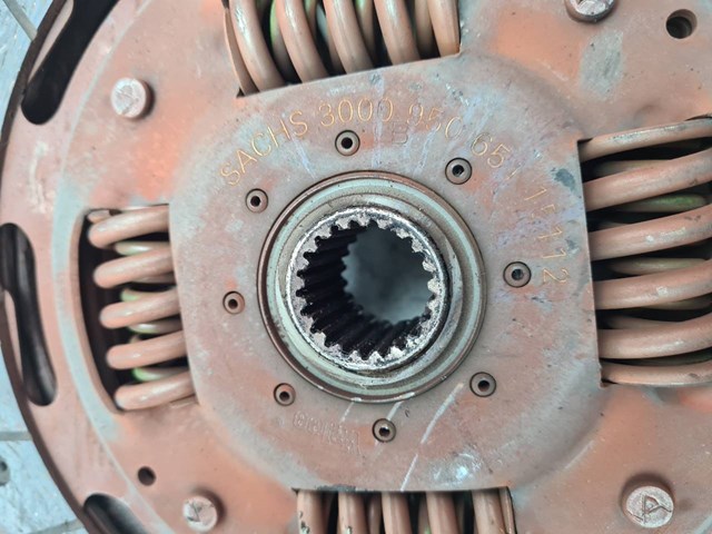 Volante de motor 8200474648 Renault (RVI)