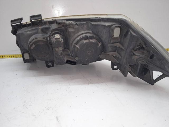 RENAULT 8200476431 Правая фара в наличии Полтава