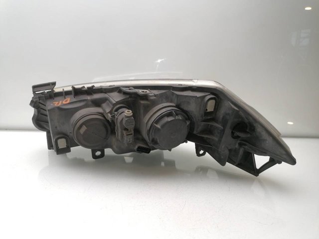 RENAULT 8200476431 Правая фара в наличии Ровно
