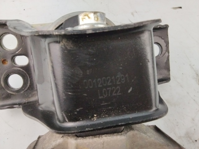 8200477151 RENAULT купить в Львов