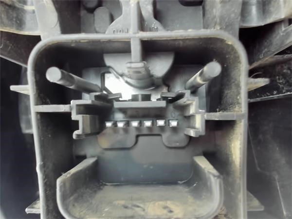 RENAULT 8200493374 Фонарь задний левый в наличии Ужгород
