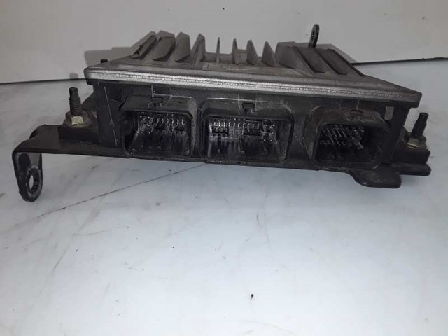 8200498188 RENAULT Блок управления двигателем купить в Черкассы