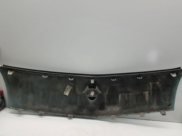 RENAULT 8200499017 Накладка (рамка) решетки радиатора в наличии Одесса