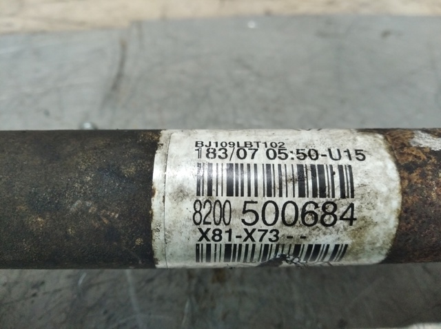 RENAULT 8200500684 Полуось (привод) передняя левая в наличии Днепр