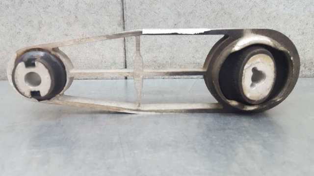 8200500928 RENAULT Задняя опора двигателя купить в Полтава