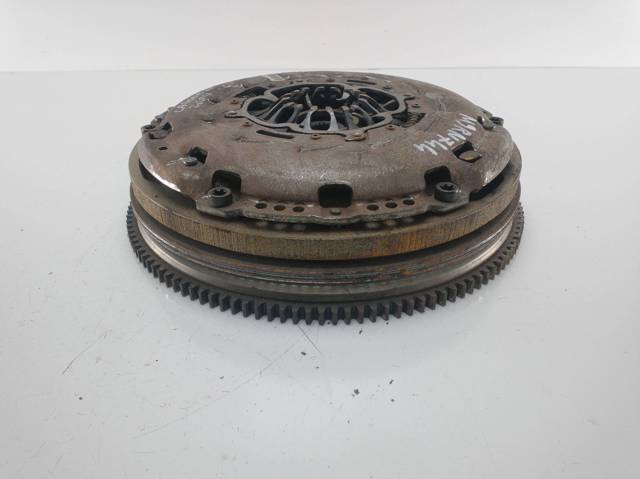 8200501027 RENAULT Сцепление купить в Кривой Рог
